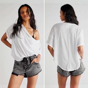 Free People We The Free Just Chillin Draped Neck Tee White Size Medium NEW NWT